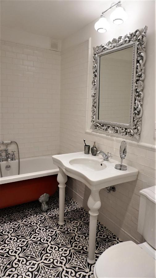 Shabby Chic - Apartment In The Heart Of Vilnius Old Town 外观 照片